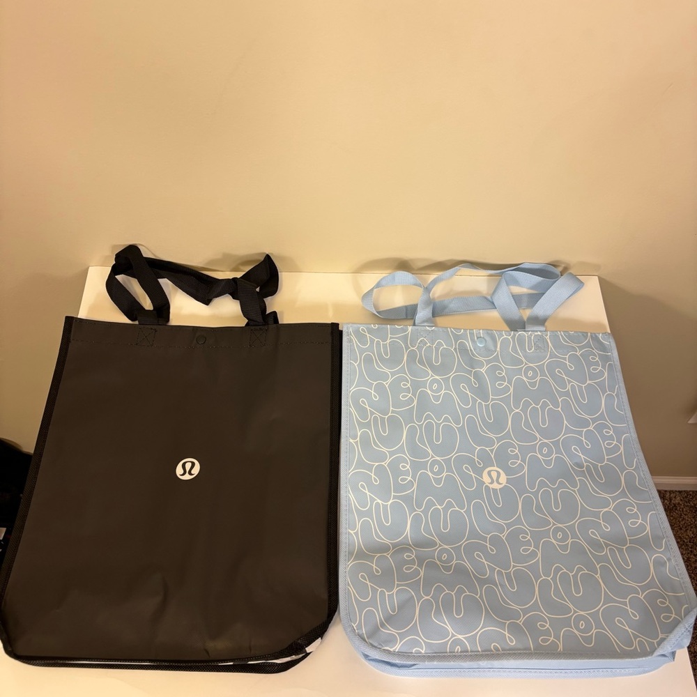 lululemon athletica Black and Light‎ Blue Tote Duo Bundle